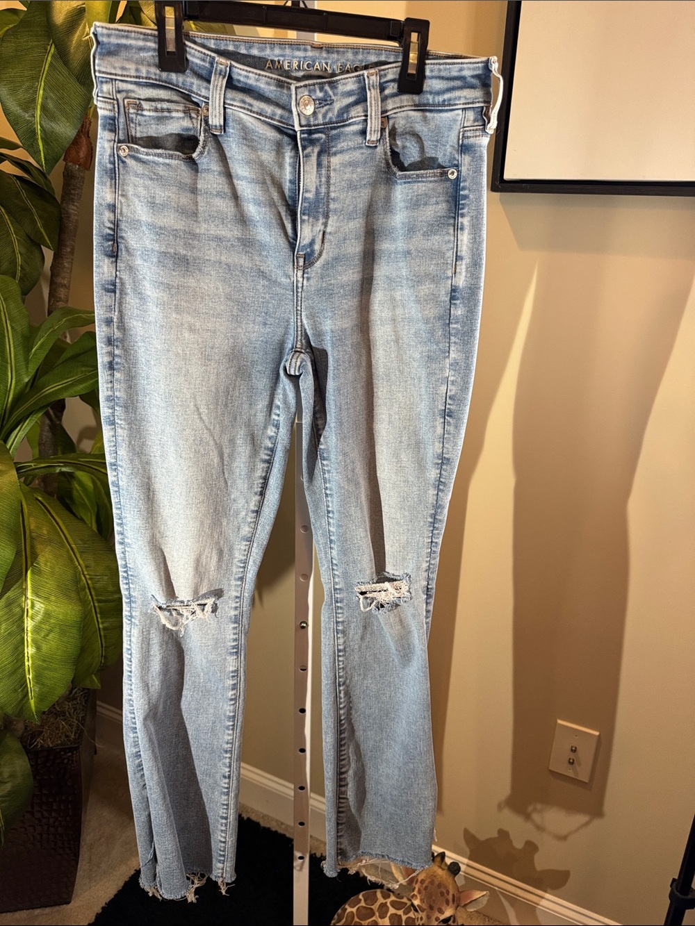 American Eagle Outfitters Light Wash Ripped Women’s Jeans High Level stretch